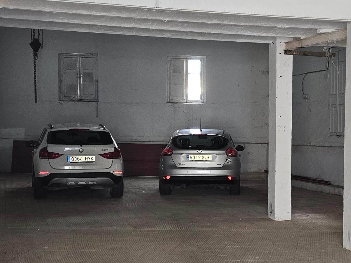 Puerta De Bisagra-Parking Gratis- Con 2 Habitaciones Toledo Eksteriør bilde