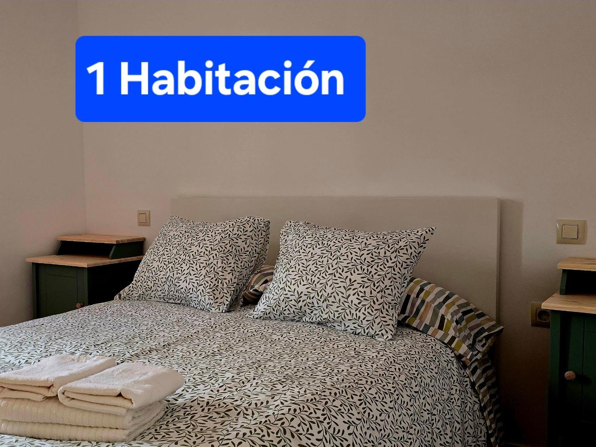 Puerta De Bisagra-Parking Gratis- Con 2 Habitaciones Toledo Eksteriør bilde