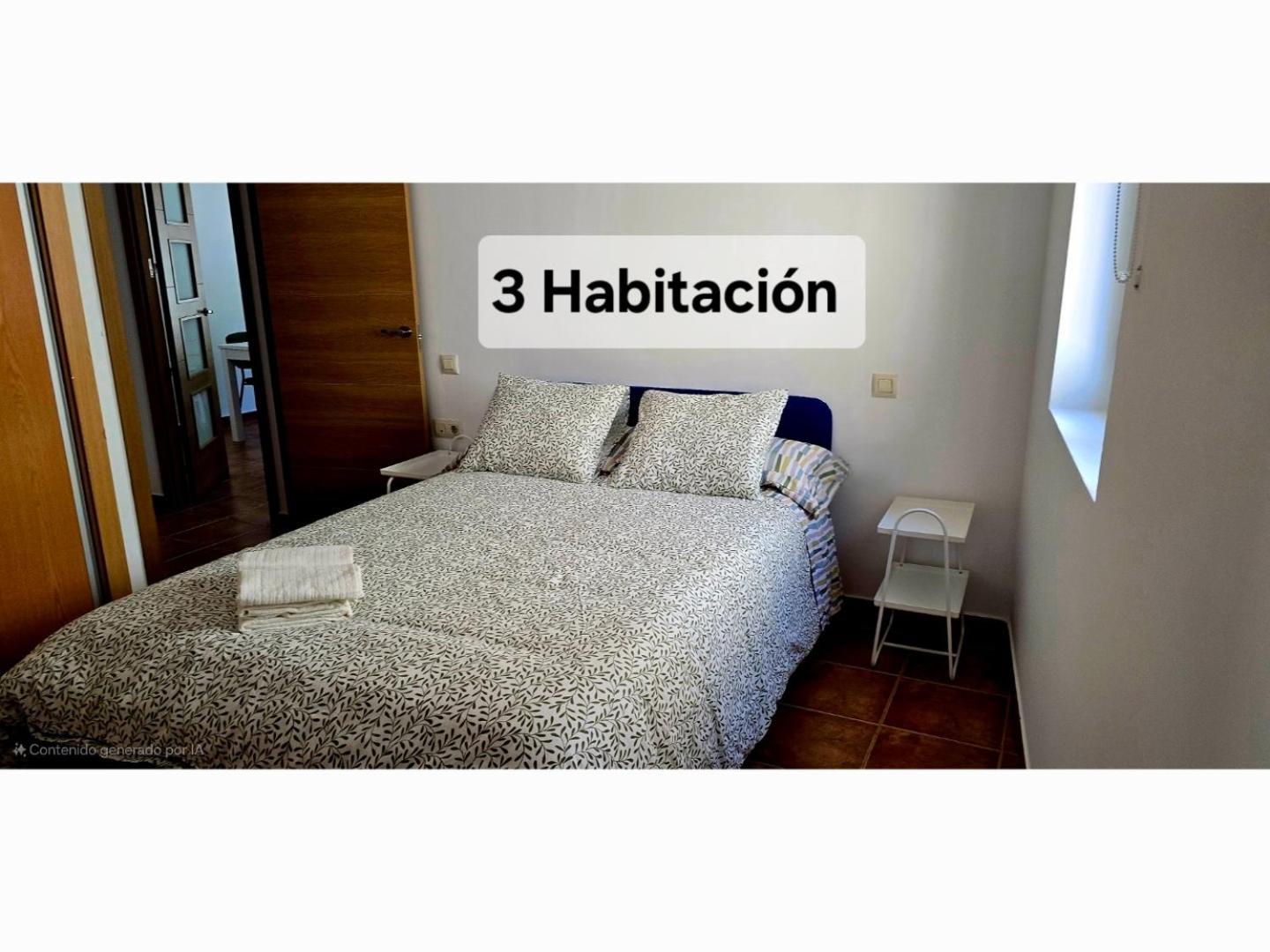 Apartamentos,Puerta De Bisagra-Parking Gratis Toledo Eksteriør bilde
