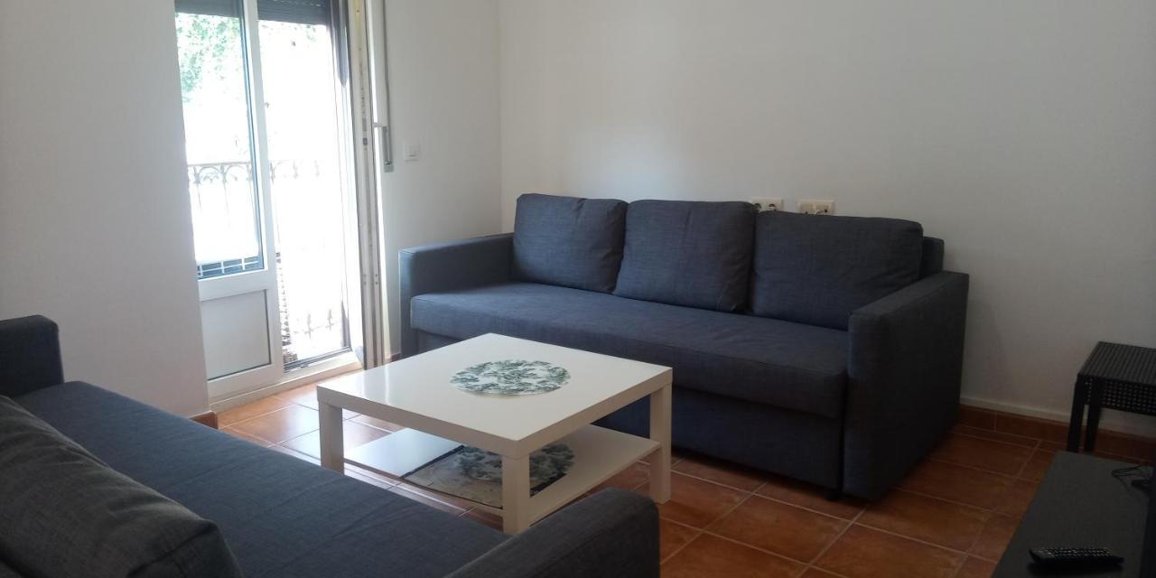 Apartamentos,Puerta De Bisagra-Parking Gratis Toledo Eksteriør bilde