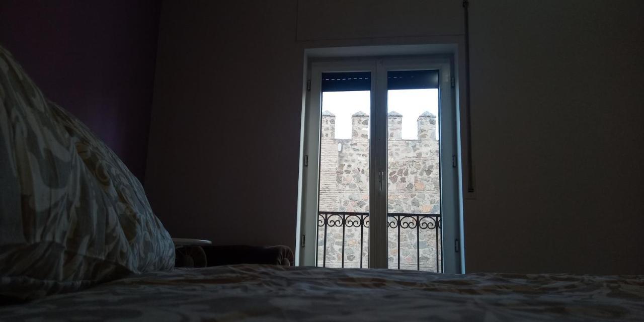 Puerta De Bisagra-Parking Gratis- Con 2 Habitaciones Toledo Eksteriør bilde